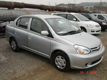 2004 Toyota Platz