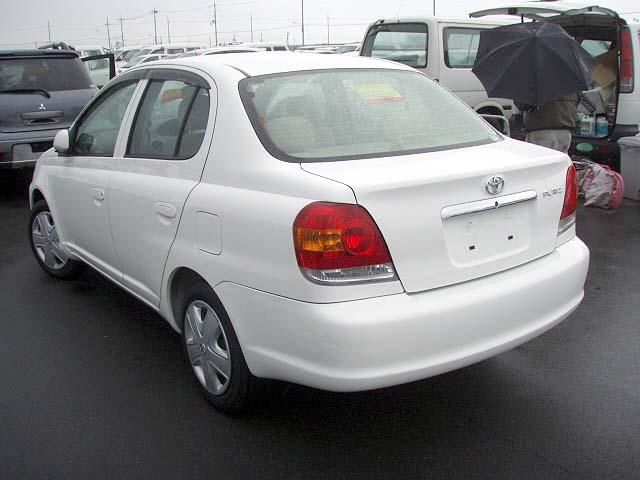 2004 Toyota Platz