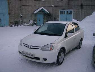 2004 Toyota Platz