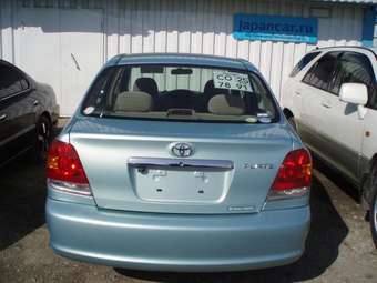 2004 Toyota Platz