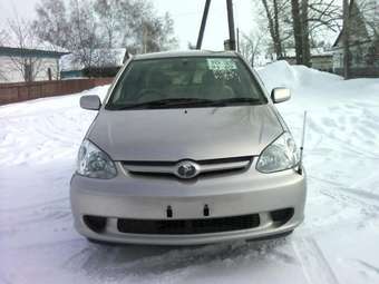 2004 Toyota Platz