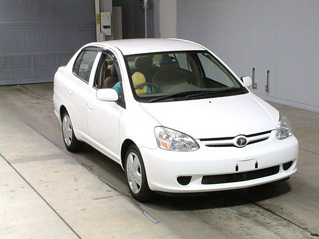 2004 Toyota Platz