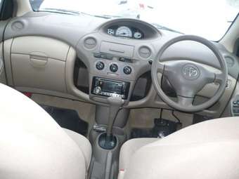 2004 Toyota Platz For Sale