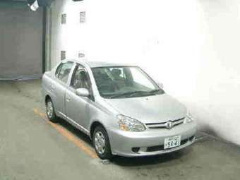 2004 Toyota Platz Pictures