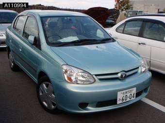 2004 Toyota Platz Photos