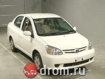 2004 Toyota Platz Pictures