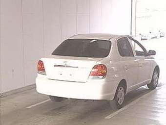 2004 Toyota Platz Pictures