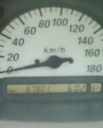 2004 Toyota Platz Pictures
