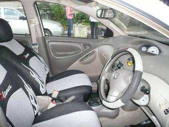 2004 Toyota Platz For Sale