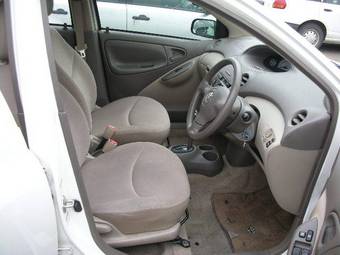 2004 Toyota Platz For Sale