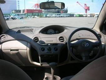 2004 Toyota Platz For Sale