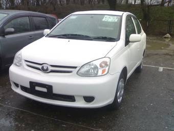 2005 Toyota Platz Pics