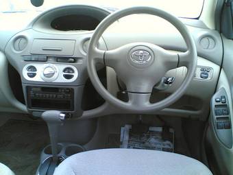 2005 Toyota Platz For Sale