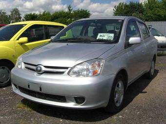 2005 Toyota Platz Wallpapers