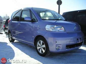 2004 Toyota Porte For Sale