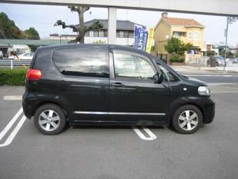 2005 Toyota Porte Pics