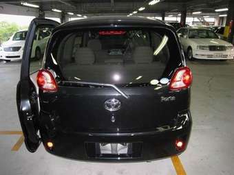 2005 Toyota Porte Pics