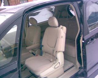 2005 Toyota Porte Pictures