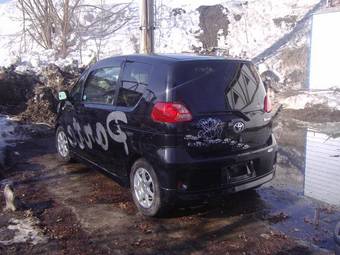 2005 Toyota Porte Photos