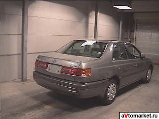 2000 Toyota Premio Pictures