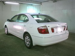 2002 Toyota Premio Pics