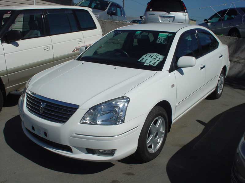 2002 Toyota Premio Pictures