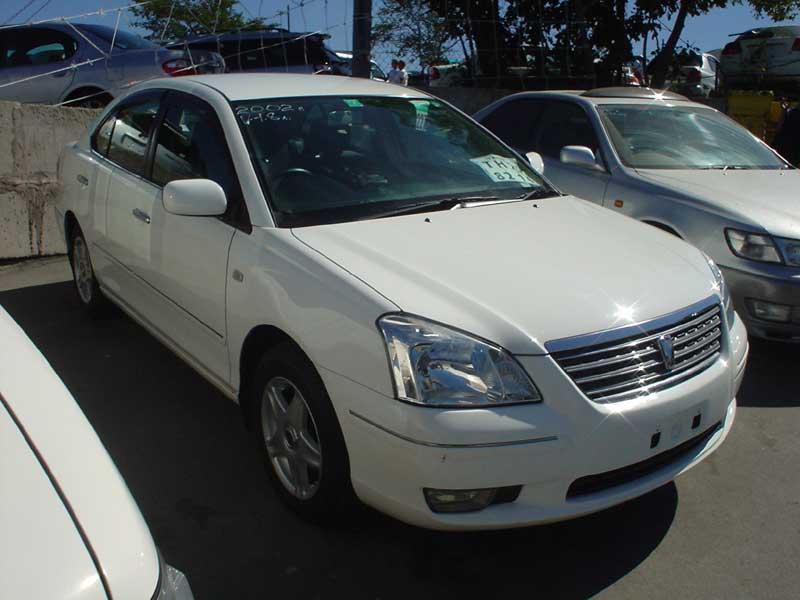 2002 Toyota Premio Pics