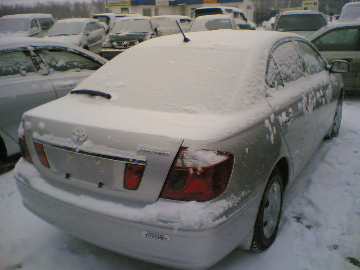2002 Toyota Premio Pictures