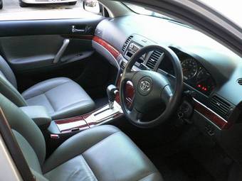 2002 Toyota Premio Photos