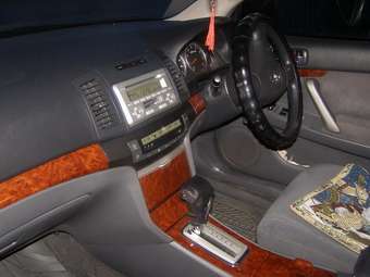 2002 Toyota Premio Pics