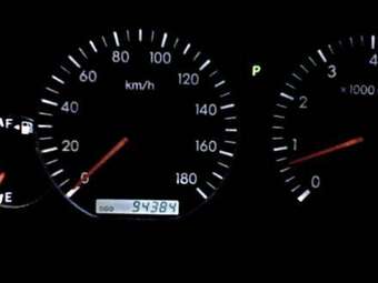 2002 Toyota Premio Photos