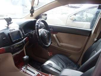 2002 Toyota Premio Images
