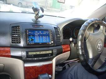 2002 Toyota Premio Pictures