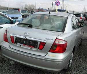 2002 Toyota Premio Pictures