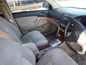 2002 Toyota Premio Pictures