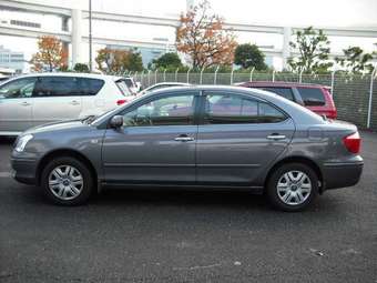 2002 Toyota Premio Pictures