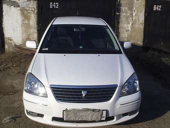 2002 Toyota Premio Photos