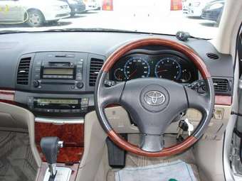 2002 Toyota Premio Images