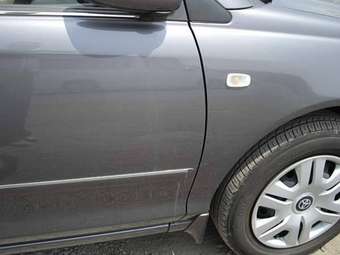 2002 Toyota Premio Pictures