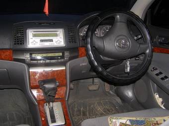 2002 Toyota Premio Pictures