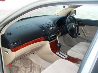 2002 Toyota Premio Pictures