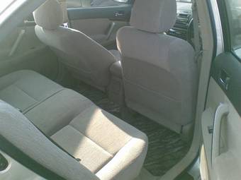 2002 Toyota Premio Pictures