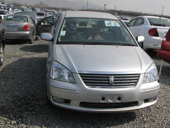 2002 Toyota Premio Pics