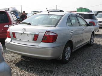 2002 Toyota Premio Photos