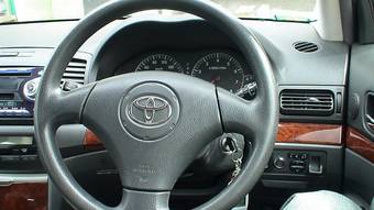 2002 Toyota Premio Photos