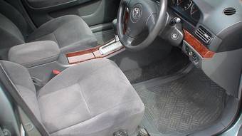 2002 Toyota Premio Images