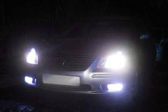 2002 Toyota Premio Pictures