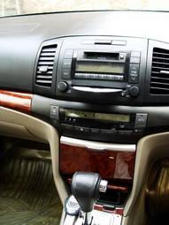 2002 Toyota Premio Pictures