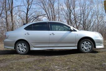2002 Toyota Premio Pictures