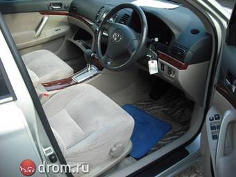 2002 Toyota Premio Photos